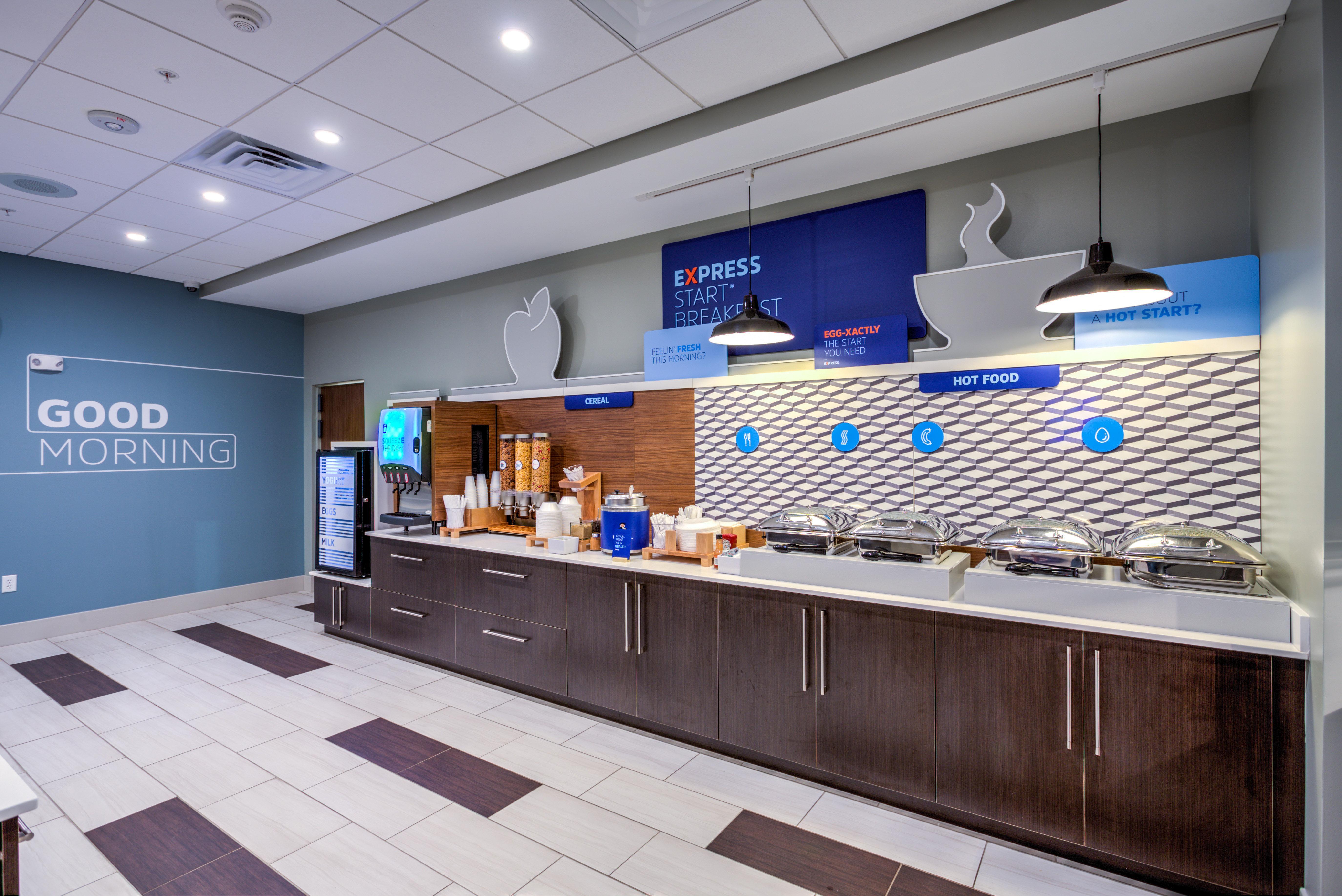 Holiday Inn Express & Suites Reedsville - State Coll Area, An Ihg Hotel מראה חיצוני תמונה