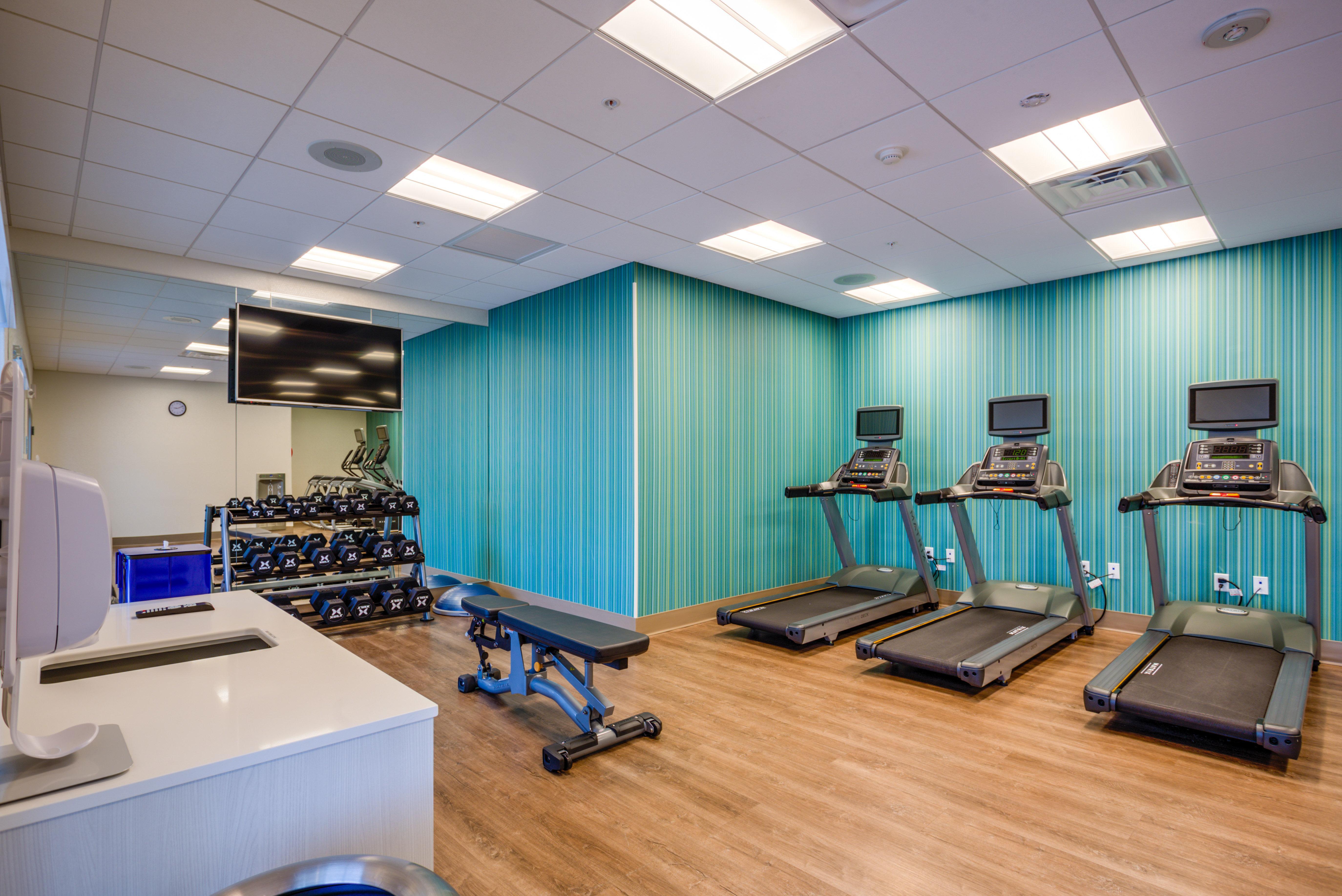Holiday Inn Express & Suites Reedsville - State Coll Area, An Ihg Hotel מראה חיצוני תמונה